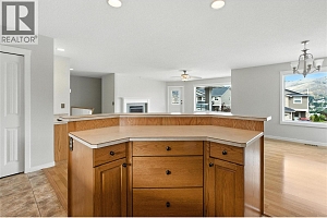 4504 Bellevue Drive - Photo 7