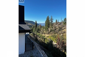 192 Wildsong Crescent - Photo 3