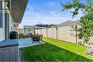 2280 Nordstrom Avenue - Photo 54
