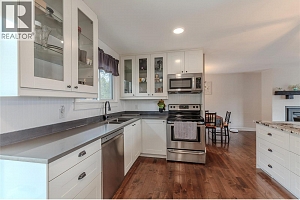 6525 Southwind Road - Photo 11