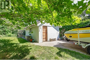 258 Riverside Avenue - Photo 49