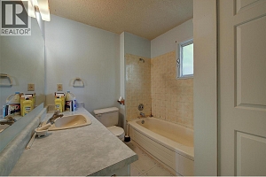 1220 Ladner Road - Photo 13