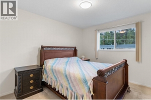 1390 Creekside Road - Photo 11
