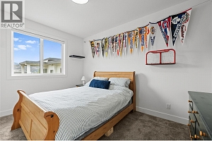876 Boynton Place - Photo 32