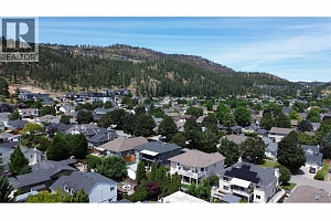 308 McTavish Road - Photo 40