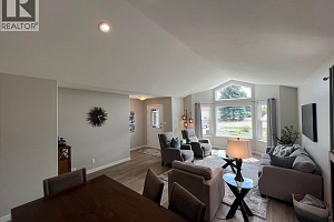 642 6th Avenue - Photo 10