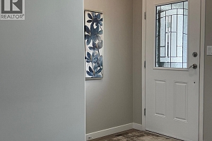 642 6th Avenue - Photo 12