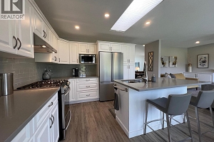 642 6th Avenue - Photo 13