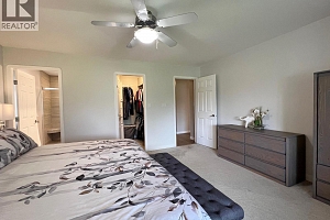 642 6th Avenue - Photo 22