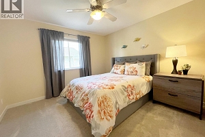 642 6th Avenue - Photo 25