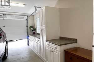642 6th Avenue - Photo 29