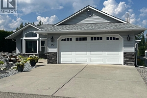 642 6th Avenue - Photo 3
