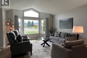 642 6th Avenue - Photo 7