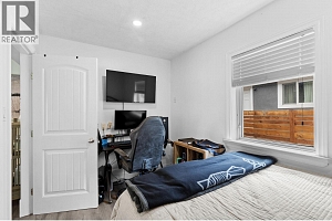 726 Coronation Avenue - Photo 13