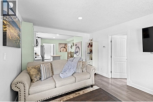 726 Coronation Avenue - Photo 14