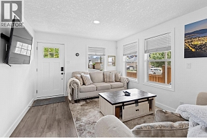 726 Coronation Avenue - Photo 5