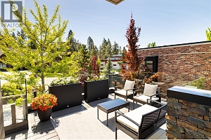 1076 Westpoint Drive - Photo 5