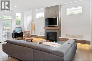 2481 Ethel Street - Photo 4