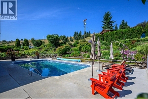 7850 Old Kamloops Road - Photo 33