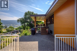 7850 Old Kamloops Road - Photo 32