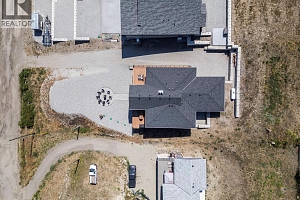 8 Kenyon Road - Photo 4
