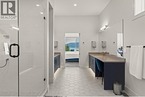 8 Kenyon Road - Photo 43