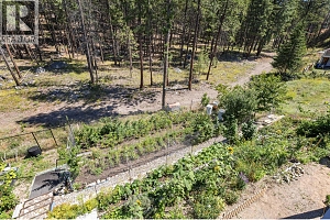 690 Muir Road - Photo 18