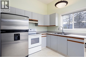 16865 COMMONAGE Road - Photo 36