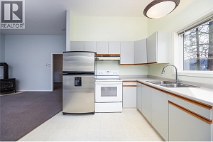 16865 COMMONAGE Road - Photo 37
