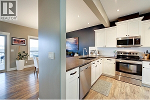 1040 Mt Revelstoke Place Unit# 20 - Photo 12