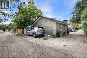 2703 15 Street - Photo 12