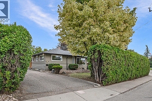 2703 15 Street - Photo 2