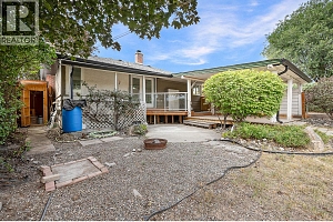 2703 15 Street - Photo 5
