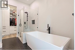 10245 Beacon Hill Drive - Photo 20
