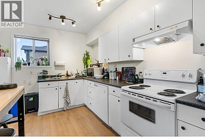 853 Wilson Avenue - Photo 21