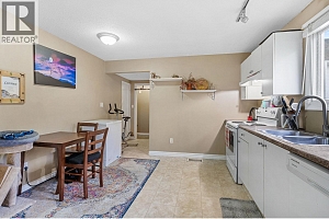853 Wilson Avenue - Photo 7