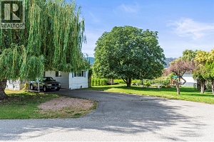 2727 Lakeshore Road Unit# 101 - Photo 3