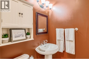 1084 Hume Avenue - Photo 25