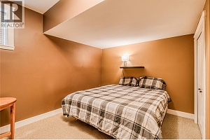 1084 Hume Avenue - Photo 37