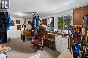 7440 Porcupine Road - Photo 46