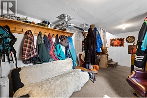 7440 Porcupine Road - Photo 47