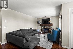 3491 Ridge Boulevard - Photo 15