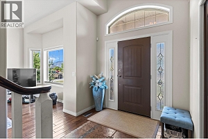 3491 Ridge Boulevard - Photo 3