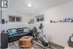 384 Hardie Road - Photo 21