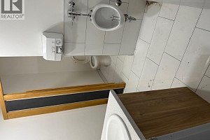 3307 32 Avenue Unit# 200 - Photo 13