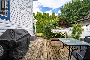 53 Preston Crescent - Photo 53