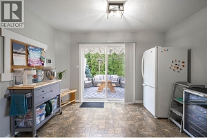 53 Preston Crescent - Photo 6