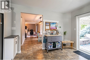 53 Preston Crescent - Photo 8