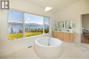 4840 Lakeshore Road - Photo 42