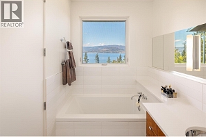 4840 Lakeshore Road - Photo 44